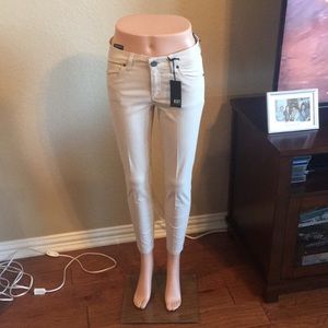 New Kut from the Kloth Khaki Jeans